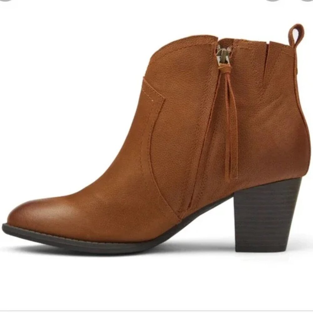 Vionic Raina NBX Upright Ankle Boots 7